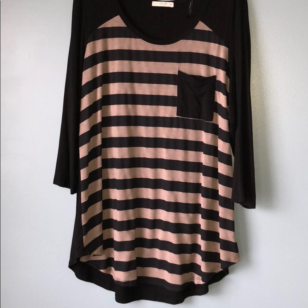 A long baseball tee style shirt.